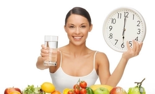 尺泽穴|人体有5处“排湿口”,经常按一按,轻松排出湿气,让你变瘦变美