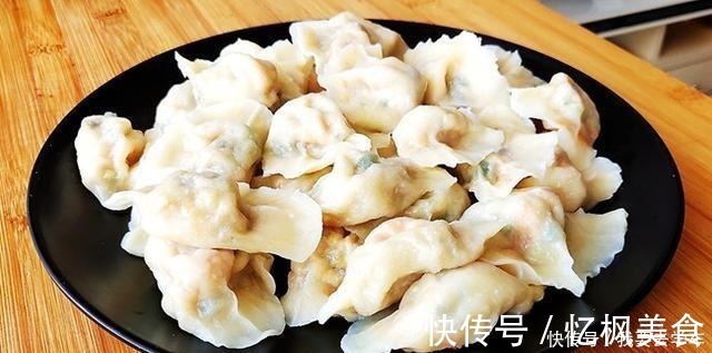 教您素馅饺子的吃法,不放肉,不放鸡蛋,做法简单,吃一次就上瘾