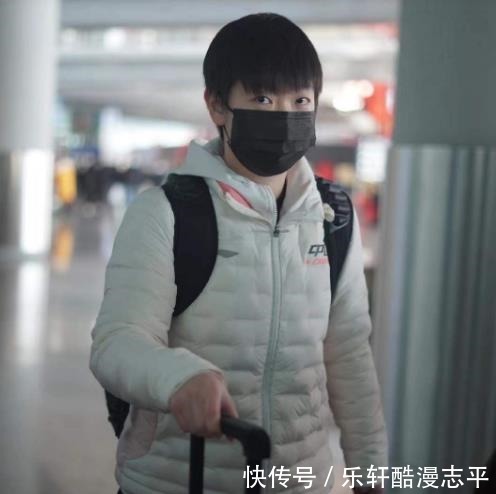 莎莎|为何孙颖莎的世界杯女单冠军不被官方承认莎莎郁闷,国乒太奢侈