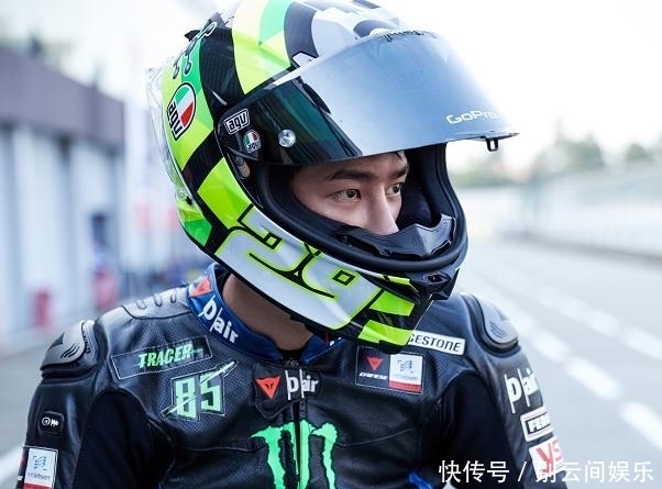 曝王一博缺席《风起洛阳》招商会,参加摩托车训练,将要回归赛场