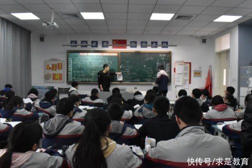 德清求是高中：长兴县金陵高级中学到我校参观交流