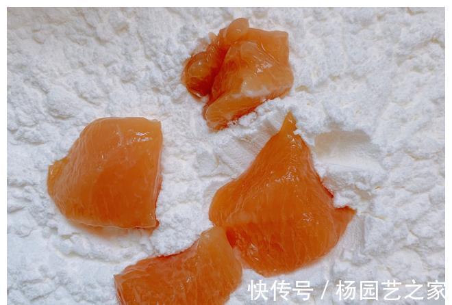 花生米|自从学会这道鸡肉制作，我家三天两头做一次，酥香脆口，特好吃！