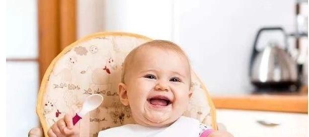 餐食|宝宝这7种情况告诉父母不想吃饭,这3大秘诀,让宝宝对饭爱不释手