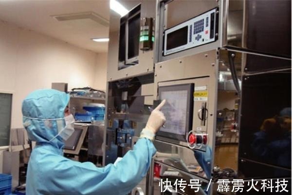 基片|1台机器最少卖7亿?中国出手,打破日企垄断!并成功量产