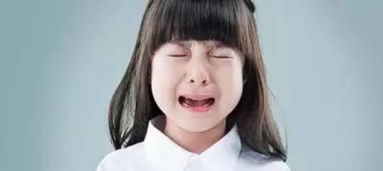 卤鸡腿|8岁男孩被妈妈打进医院,孩子的“生命线”,父母再生气也不能打