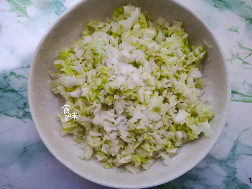 饺子馅就要这样调，鲜香味美，有肉又有菜，寓意今年有个好兆头