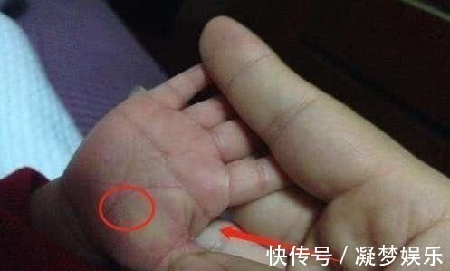 父母|孩子将来是否聪明,看看小手就知道,智商高低在手上就有信号