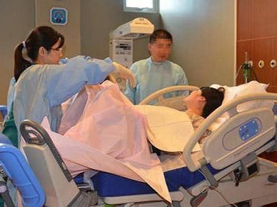 心理准备|孩子已生出来,产妇却喊“想上厕所”,护士听后急忙叫医生来抢救