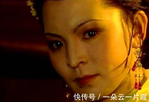 宝蟾$《红楼梦》:泼辣跋扈的宝蟾,是如何赢得夏金桂的信任的?