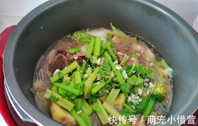 肉汤|老两口的晚餐只有一个菜，简单省事，网友：天天都想吃这样一个菜