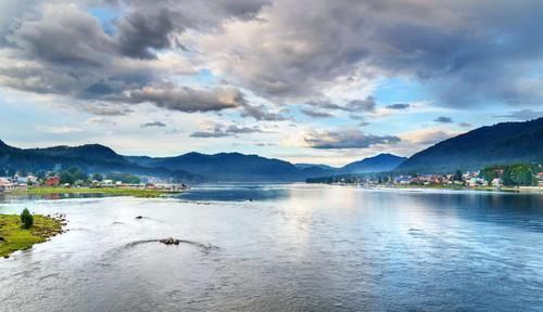 夏雨|盘点俄罗斯景色迷人的十大湖泊,除了贝加尔湖您还知道哪些