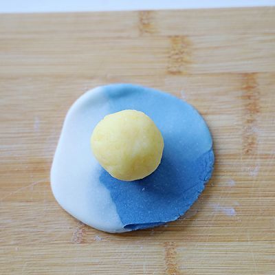 青花瓷|青花瓷乳酪冰皮月饼