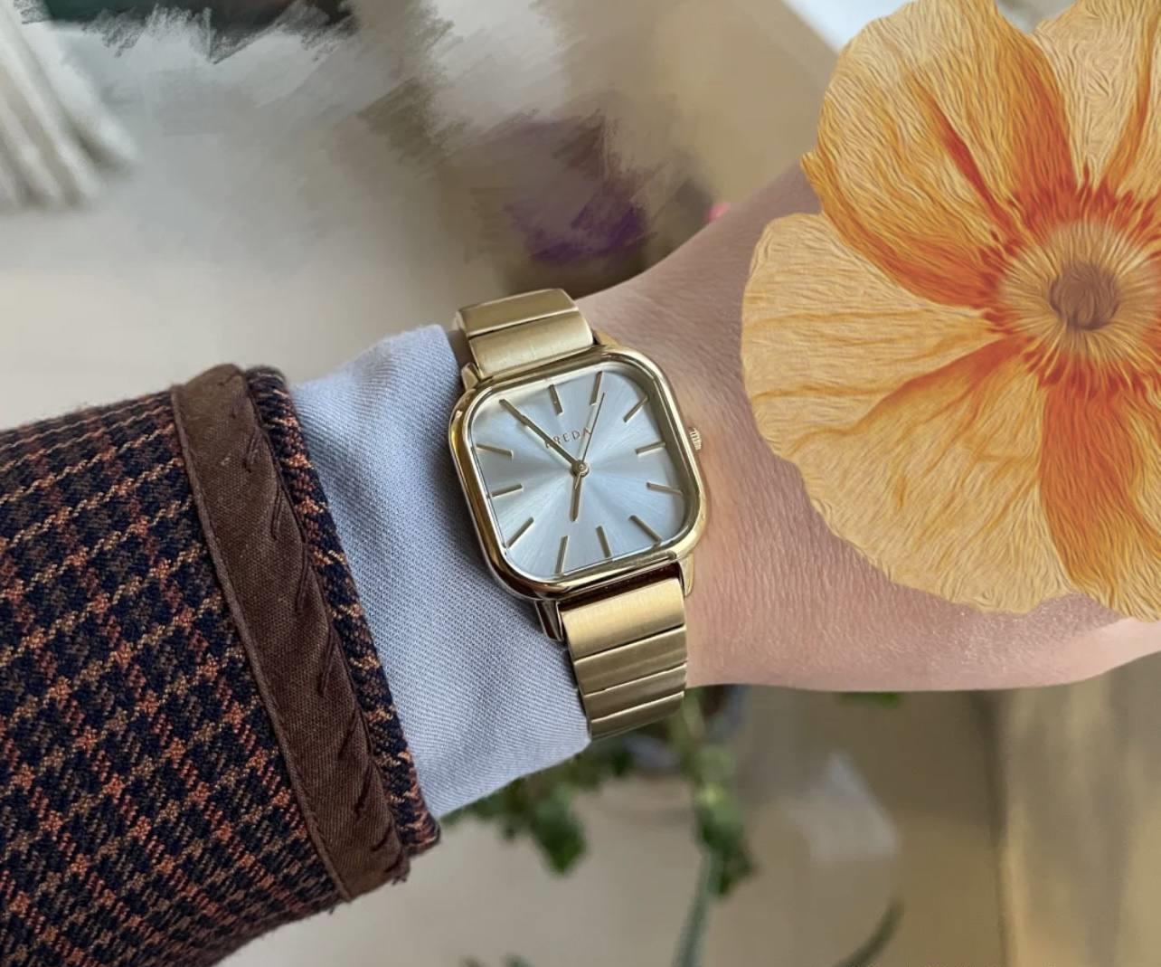 小姐姐|看完这3款“小众”方形手表,你可能就不会再买圆形表了