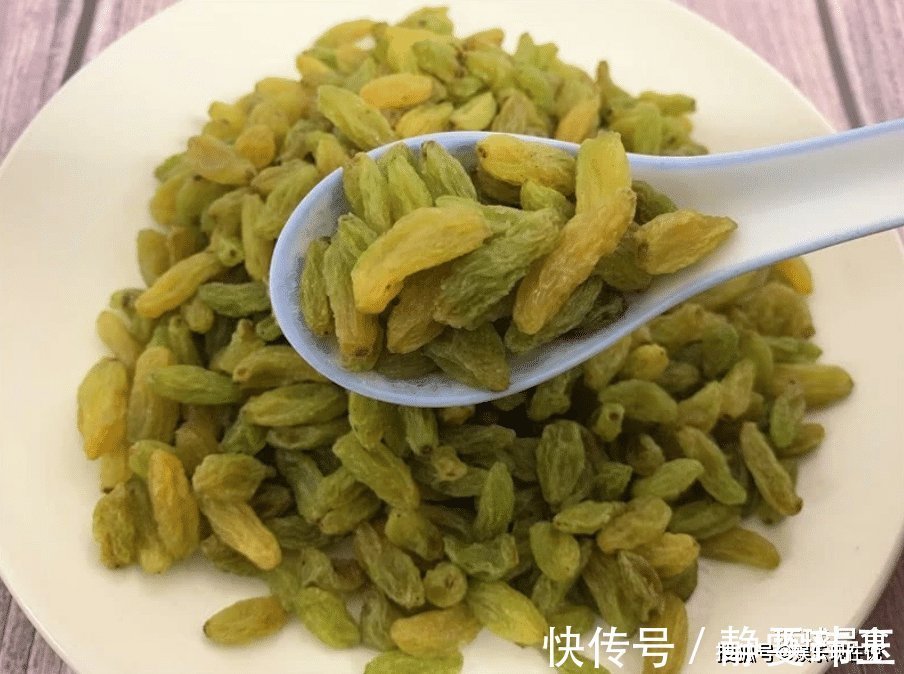补血|葡萄干和它是绝配,简单煮一煮,营养极高,补血补铁,气色更好