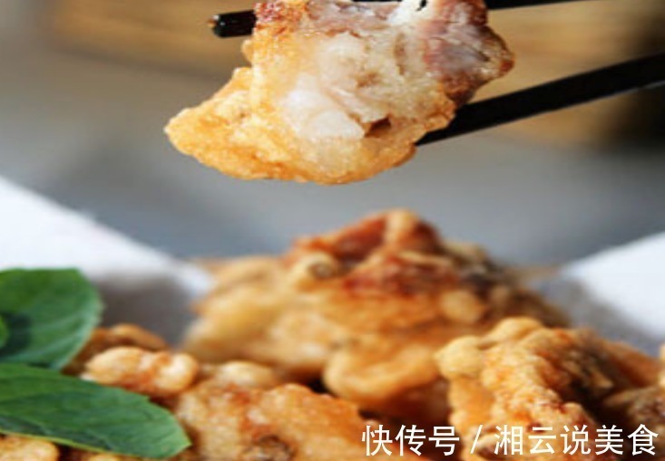 炸五花肉不酥原来少种秘密材料,怪不得炸出来的只嫩不酥