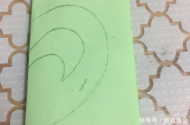 好看|爱心怎么剪纸?简单的剪纸方法教给你,爱心不仅标准而且好看