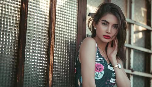 养大|“儿,离就离,孩子跟她,养大了认祖归宗不还是咱们家的人”