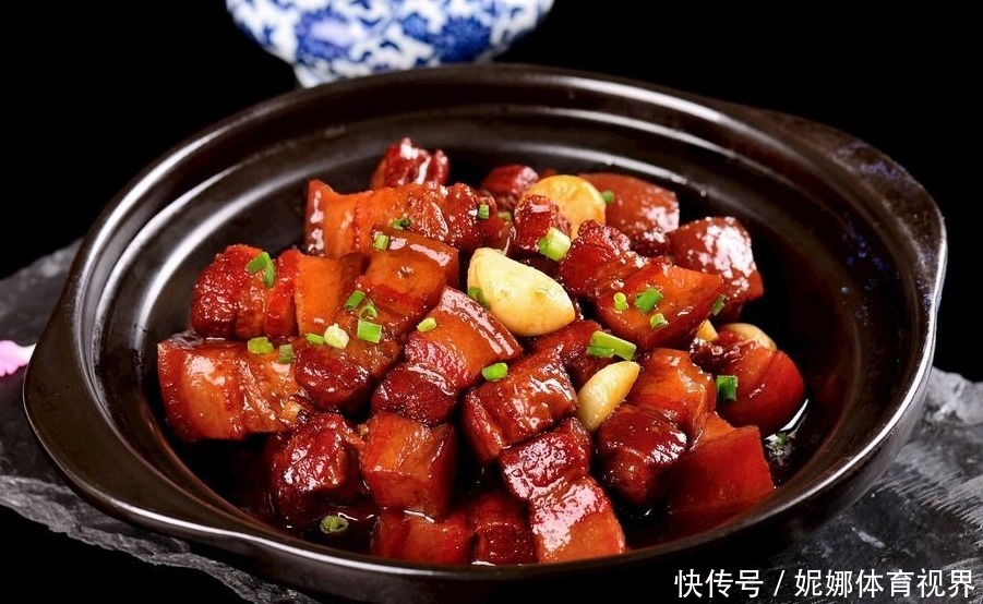 跟着|教你一道正宗的红烧肉的做法,介绍十分详细,跟着步骤来就可以