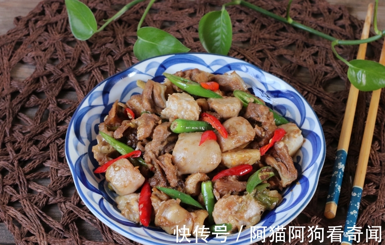 好吃|立秋过后，最该吃这菜，3元1斤，焖一锅好吃又解馋，比大鱼大肉强