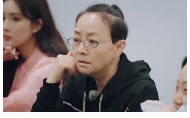 宋丹丹逼迫张翰太尴尬,被指乱带节奏,好在这档综艺节目有他圆场?