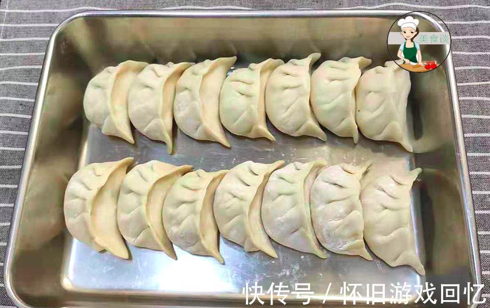 小雪|冬天,此菜记得给家人吃,维C是梨8倍,人称小人参,包饺子真香