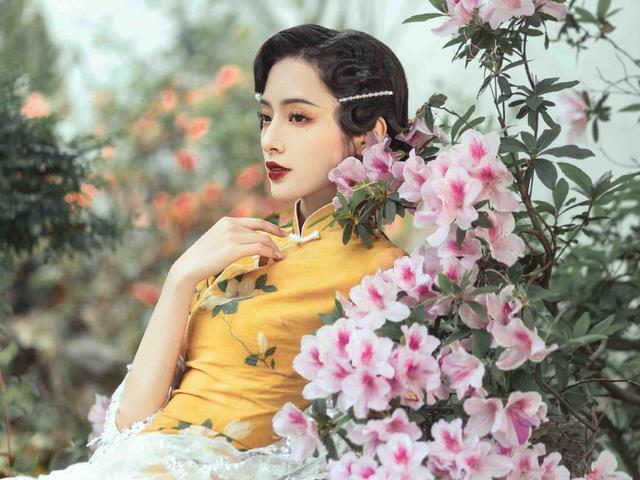 青溪$诗八首·清时宾客黄金尽,应用临流解费钱