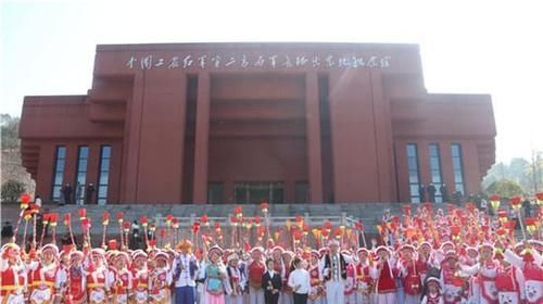 中年|张家界:疫情防控毫不放松 红色旅游持续发力