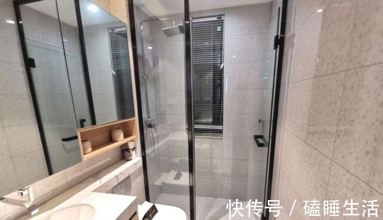 装修|参观这套80㎡小宅才发现,能温暖人心的家,绝不是靠奢华的装修