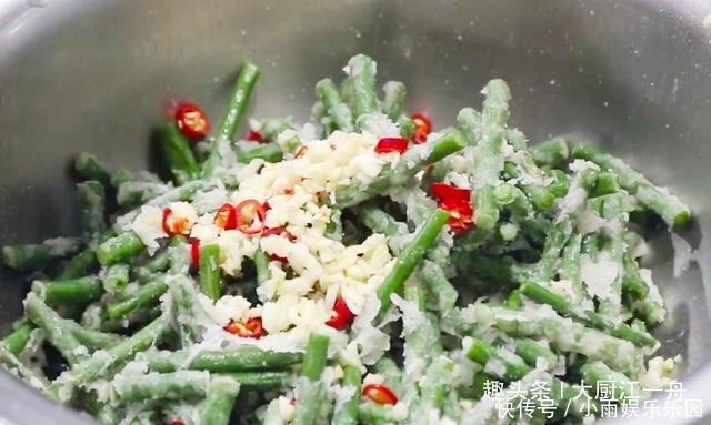 凉拌汁|豆角吃了20年，这做法头一次见，不炒不炖，简单一做，比吃肉过瘾