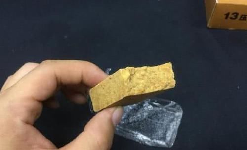 瞬间|想知道压缩饼干等于几碗饭吗小伙儿煮完之后,瞬间傻眼