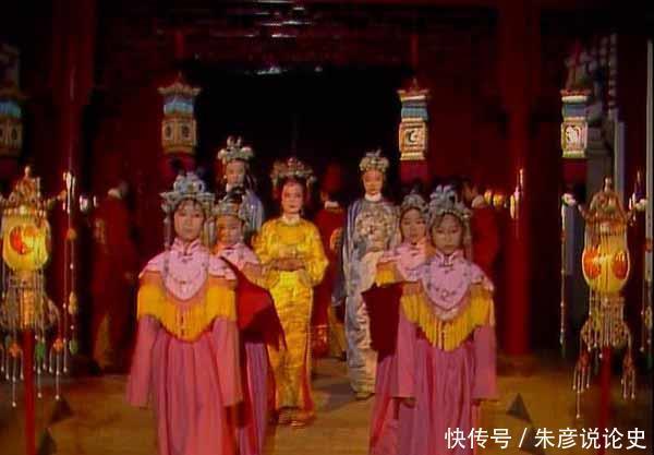  收入|贾府常常提到“官中的钱”，什么是“官中”？官中的钱是哪来的？