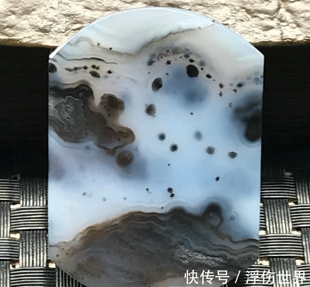 玛瑙|欣赏父亲收藏的天然奇石，瑰丽多彩的画面美观，大家好好看下