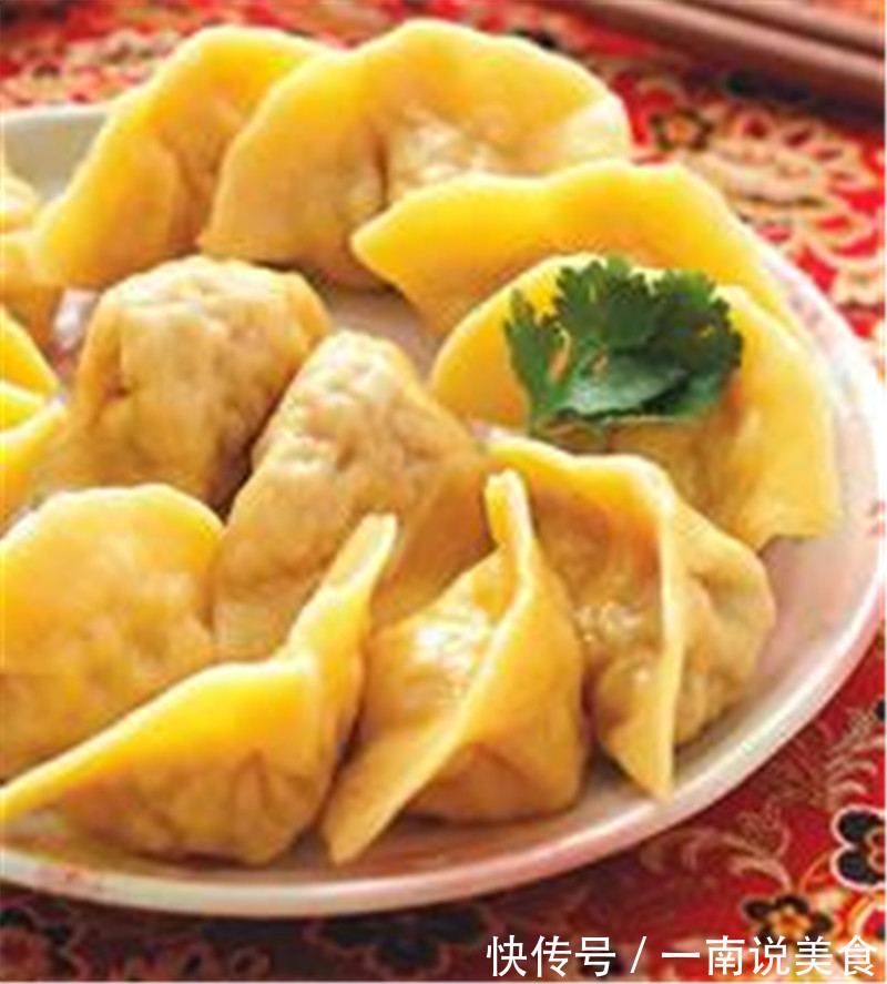 不吃这种馅饺子简直亏大了，汁鲜味美，花钱不多，比放肉还好吃！