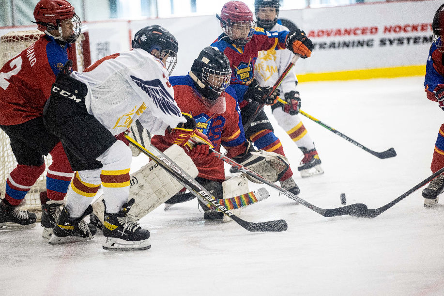 北京夢想ing隊(duì)|新華全媒+｜3600名小將！北京青少年冰球聯(lián)賽助燃冬奧熱情