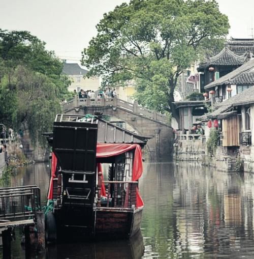 上海一个被遗忘的古镇，是上海的西南门户，有1500年历史