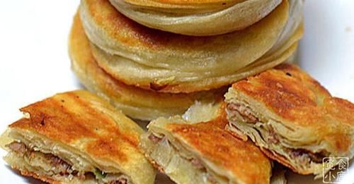  另一边|外面摊贩卖5块钱一个的饼，在家做出来满屋留香，太好吃了！