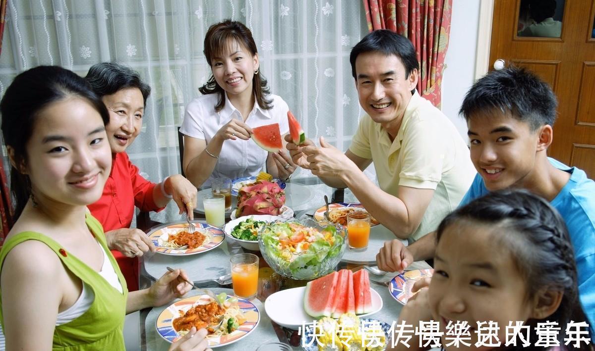 发育|宝妈做菜时别加四种调味料,虽然味道好吃,但会拖累孩子身高发育