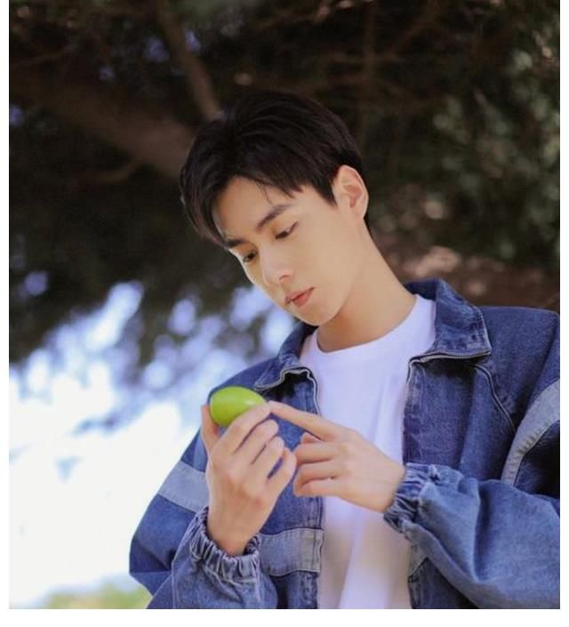 章若楠|胡一天章若楠，帅气小生上演小美好，你们喜欢吗