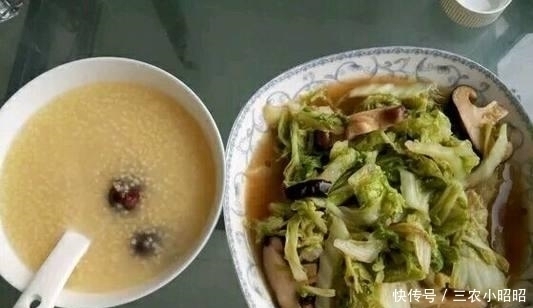 结婚后在婆婆家的一日三餐, 天天都吃很饱, 可惜从来不敢跟妈妈说