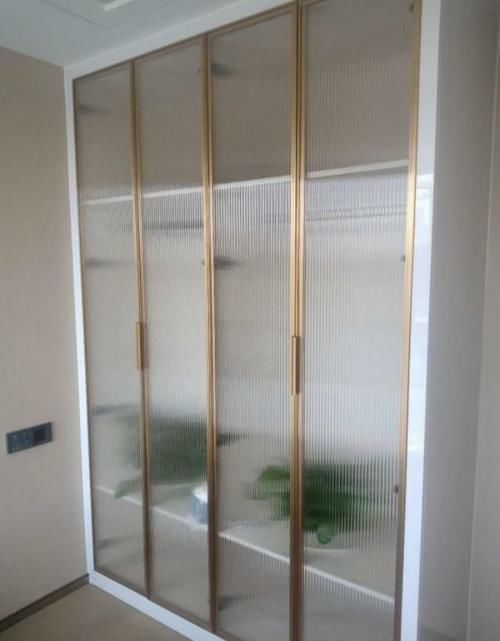 装修|餐厅和客厅连在一起，怎么装修才好看？