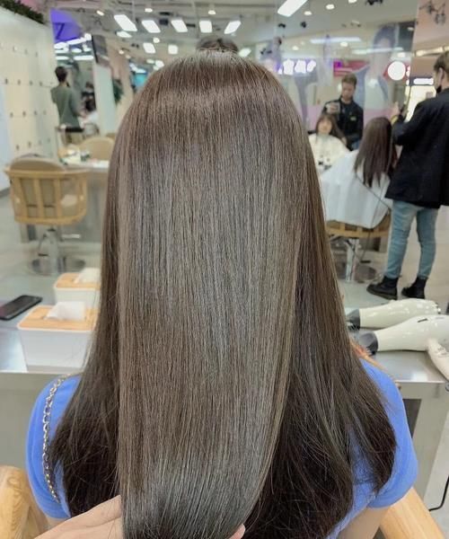 柔顺|烫染后头发干枯毛躁?护发秘籍大派送,解决你的“头等大事”