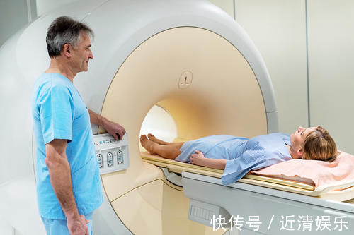 葛大爷|别把直肠癌当痔疮!专家:直肠癌敲门时,身体会给你四个提示