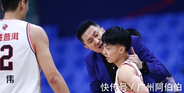 他场|CBA表现出色的三位00后球员,年龄小但都已经是球队的主力球员