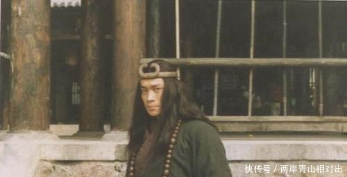 卢俊义|卢俊义活捉史文恭,宋江让位,吴用为何暗示李逵武松鲁智深搅局!