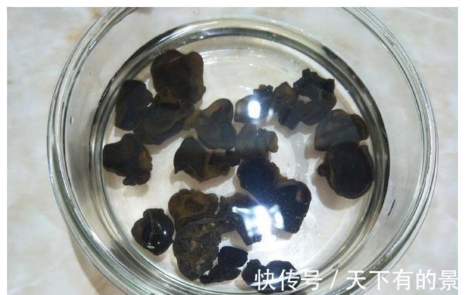 好吃|馅饼的好吃做法,皮薄馅多,柔软喷香,凉了也不硬