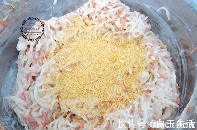 诀窍|炸萝卜丸子要先焯水吗？看大厨如何炸丸子，焦香酥脆有诀窍