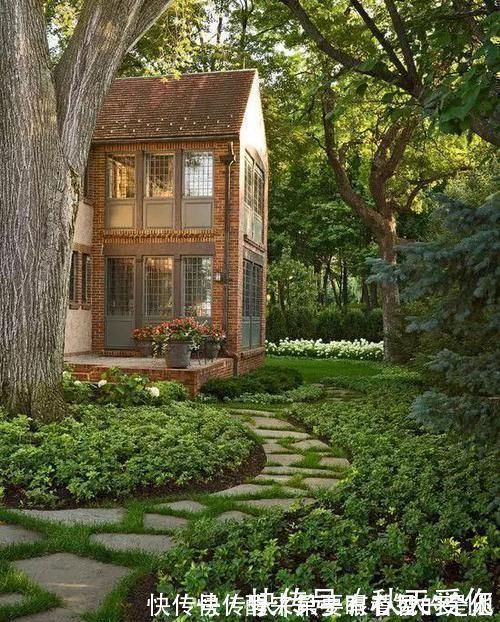 庭院|10套实景别墅庭院设计案例，每一款都好想搬回家！