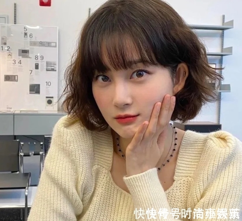 云朵 女人的“短烫发”有多迷人,瞧这5款就知道了,气质减龄学着点