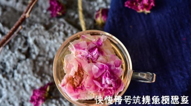 早起|45岁是“养生黄金期”,早起坚持4个习惯,身体健康,少生病