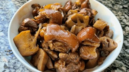 猪脚这样做太绝了！又香又软糯，超级下饭！